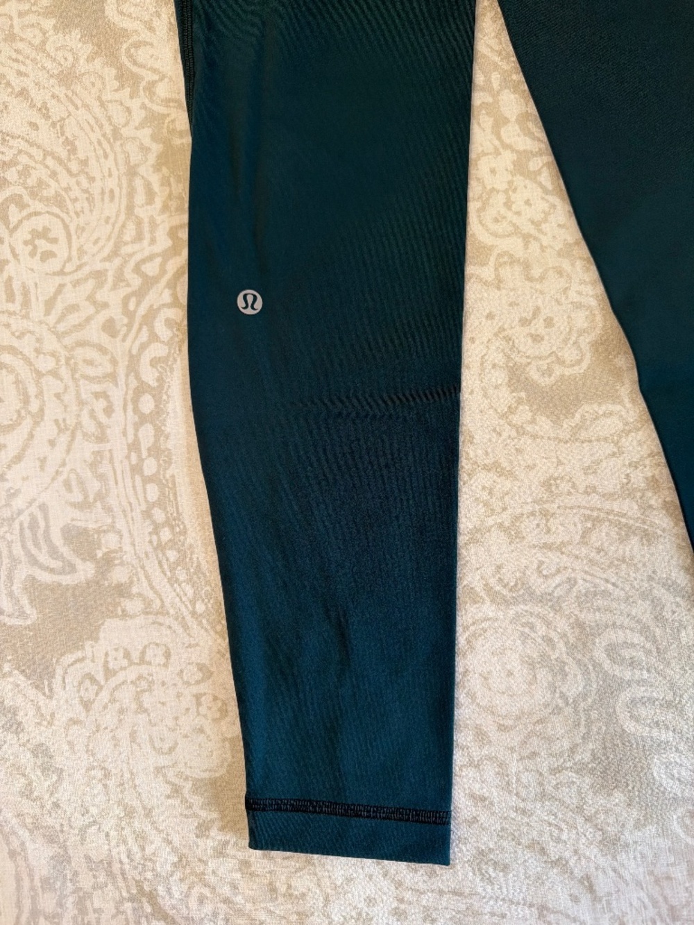 Lululemon Swift Speed Tight 28” - Picture 3 of 7